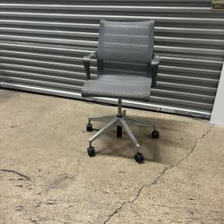 Herman Miller Setu Chair