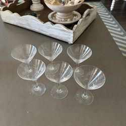 Set Of 6 Crystal Bent/Cut Wheat Pattern Martini Glasses Pair of Crystal Bent/Cut Wheat Pattern Martini Glasses. 