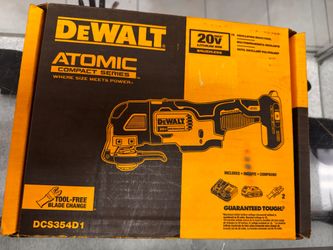 Dewalt DCS354B ATOMIC 20V MAX Oscillating Multi-Tool  Brand New