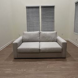 Like New Cream Colored Couch