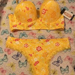 Push Up Bra Set Summer Vibes tried on ones never used