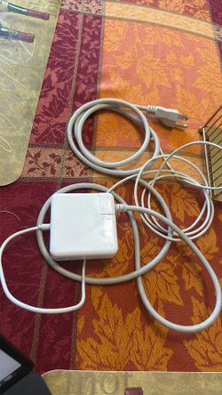 Apple 60W MagSafe charger