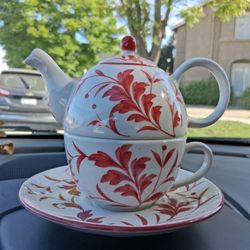 Andrea by Sadek Red White Floral Ceramic Tea For One Set Teapot Cup Saucer. BEAUTIFUL TEA SET!  NEW CONDITION ...asking $30.00