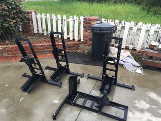 4 Motorcycle Stands