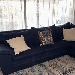 Sectional couches