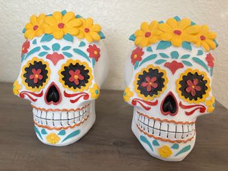 Day of the Dead Sugar Skull Figurines