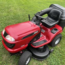 Craftsman LT3000 lawn tractor riding mower with bagger. Delivery availability please read ad. for Sale in Hudson NH OfferUp