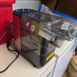 Juicer And Pasta Maker 