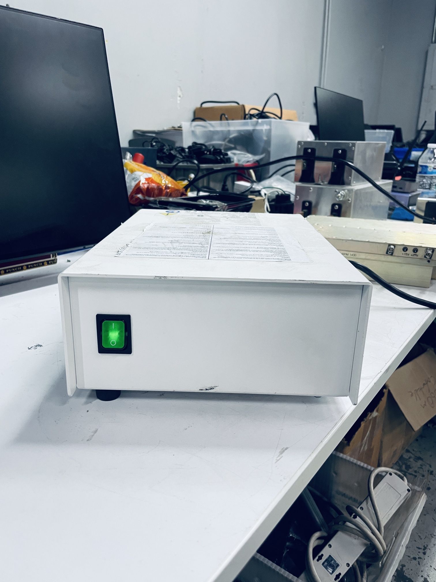 Toroid ISB-100M Medical Isolation Transformer 1000VA 9 115/230v Power Outlets