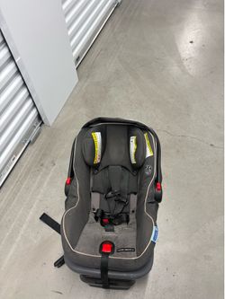 Infant car seat and base