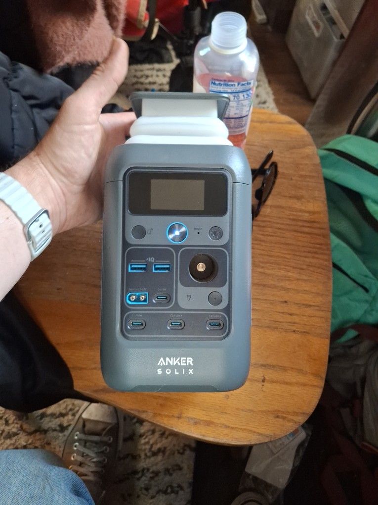 Anker SOLIX C300 DC Powerbank!!!!!! $140 OBO!!!