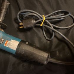 Makita Grinder 