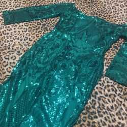 Off The Shoulder Sparkly Gown