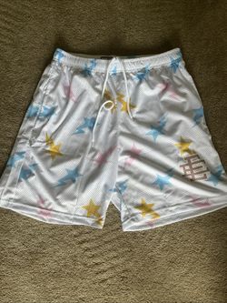 EE Shorts Yellow Star