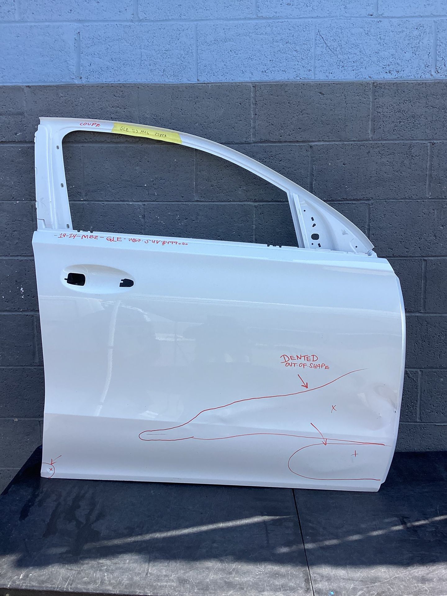 2019 - 2024 Mercedes GLE front Passenger Side Door OEM 