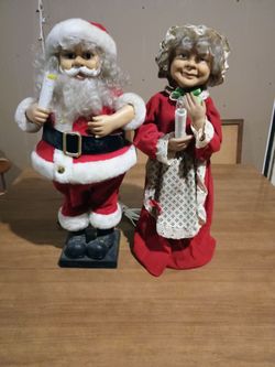 24" animated and light Santa and Mrs. Claus