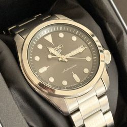 Seiko Watch | EC146K | Like-New