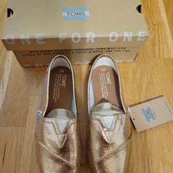 TOMS Flat Women Size 7