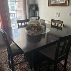 Kitchen table