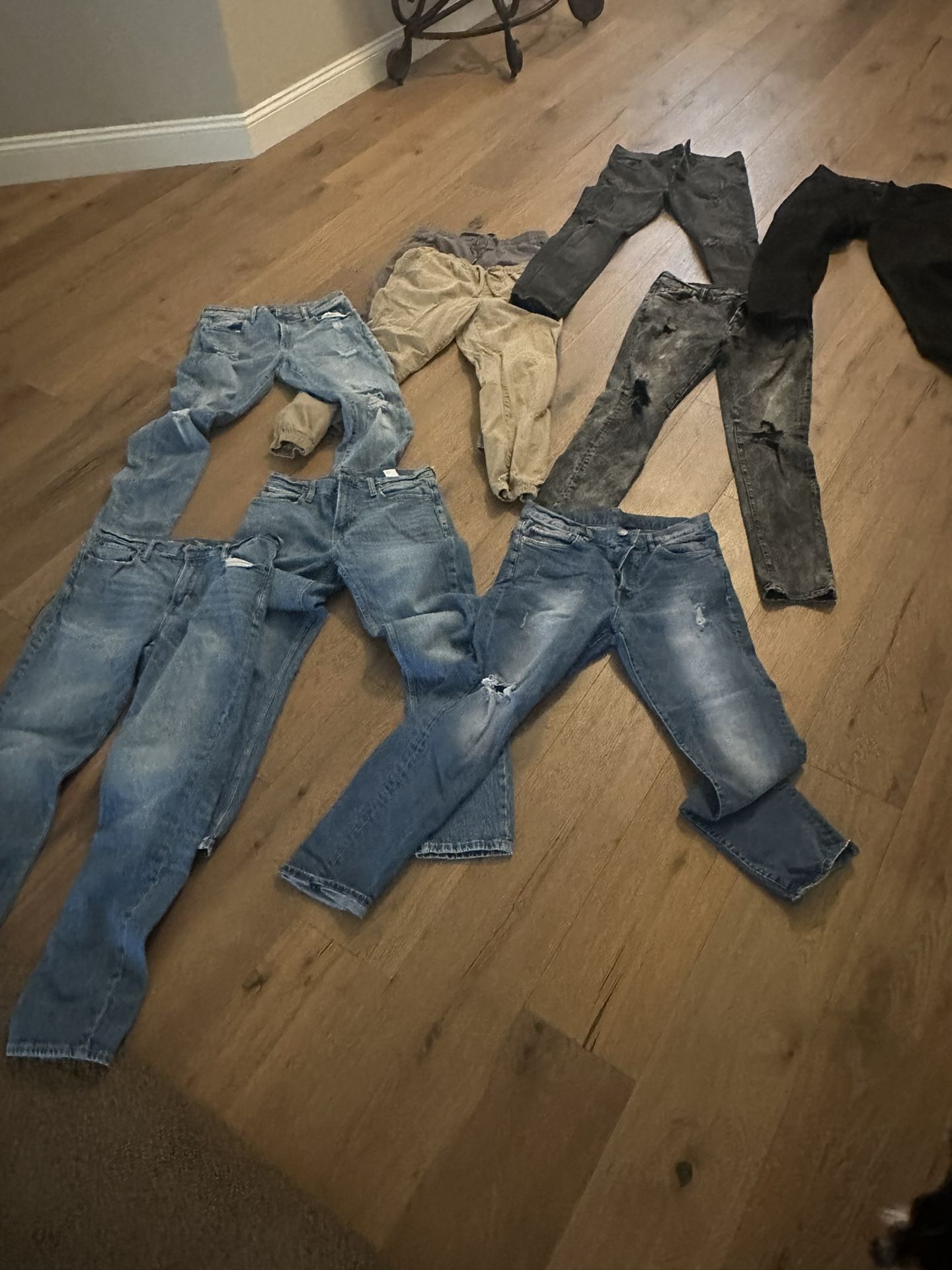 Lot Of Nine Pairs Of Men’s Jeans And Joggers Size 32