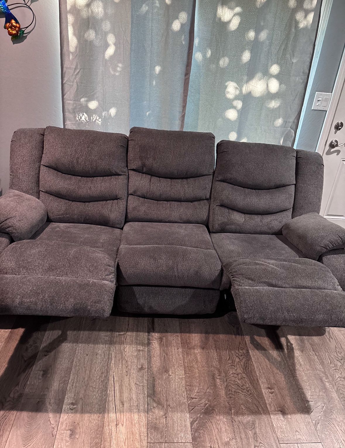 Reclining Sofa