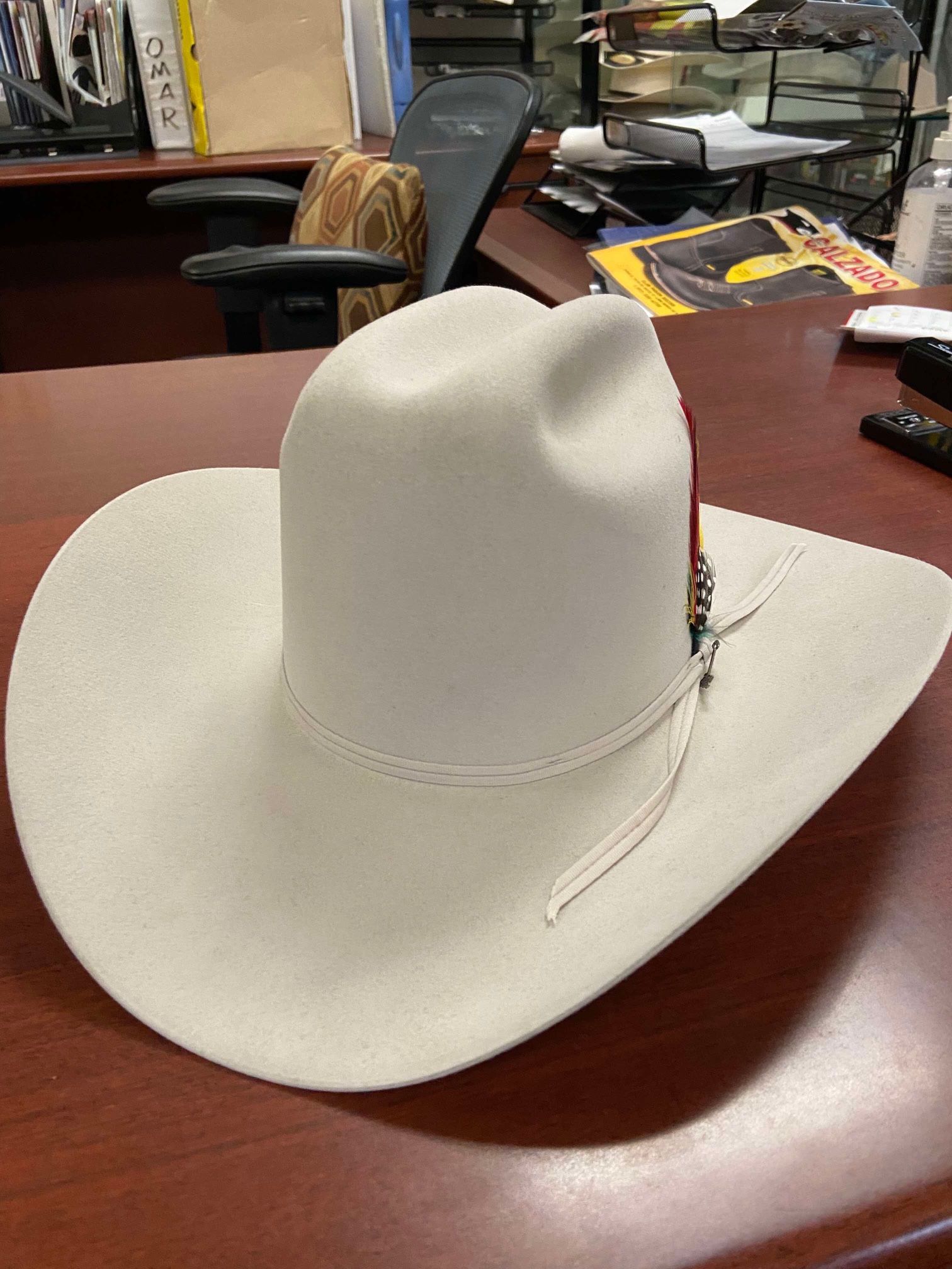 Nueva texana vaquera de 100X marca White Diamonds