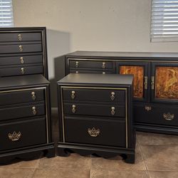 Beautiful Bedroom Set- Free Delivery With Full Asking Price!