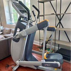 Precor AMT 100i Adaptive Motion Trainer w TV
