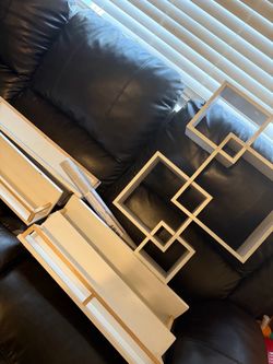 5 Flat Shelves, a Square Shelf, Wallpaper & Free items