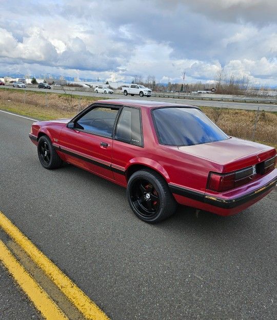 1987 Ford Mustang