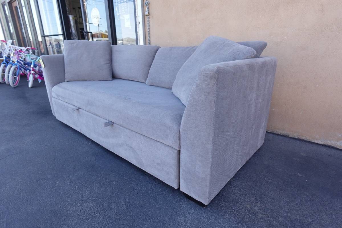 Thomasville Marion Fabric Convertible Sofa and Pull-Out Bed