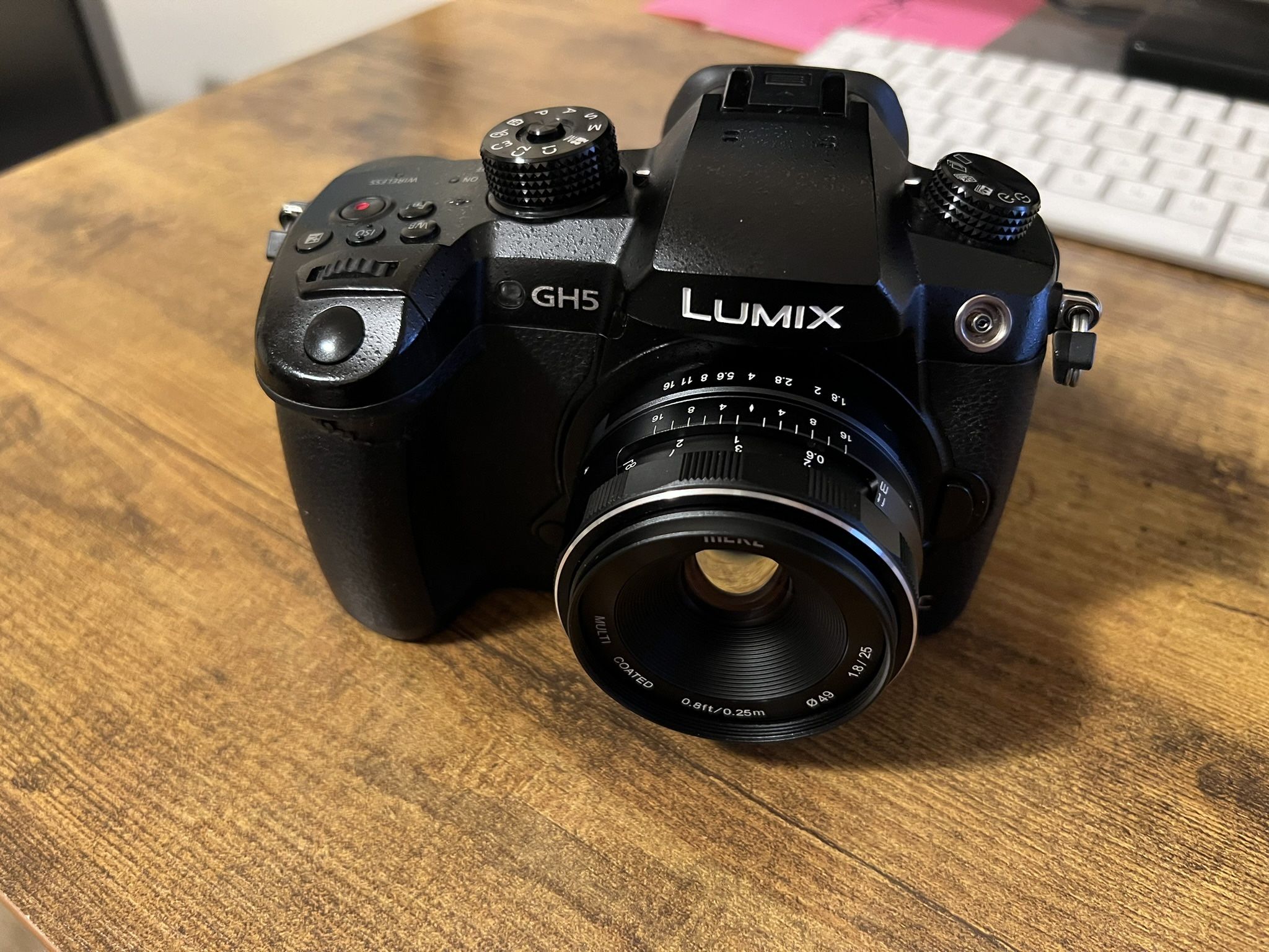 Panisonic Lumix GH5 + accessories