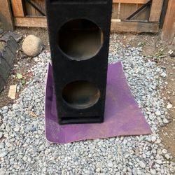 2 8 Inch Speaker Box