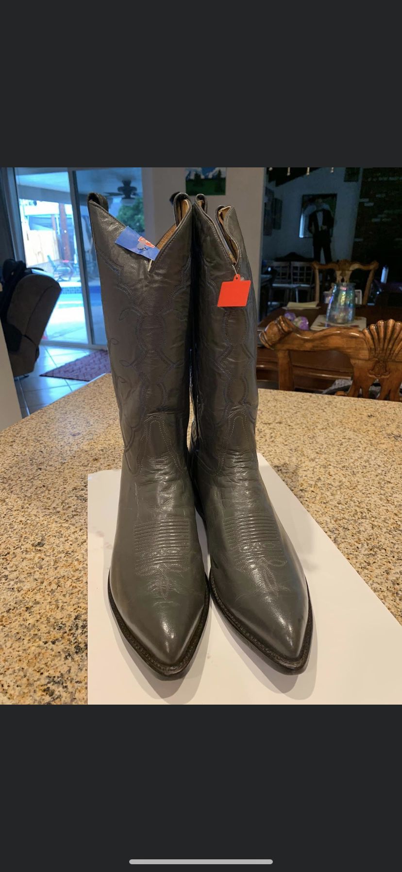 Tony Lama leather cowboy boots size 11.5d used once