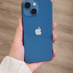 Apple IPhone 13 Unlocked - Payment Plan Available For As Low As $25