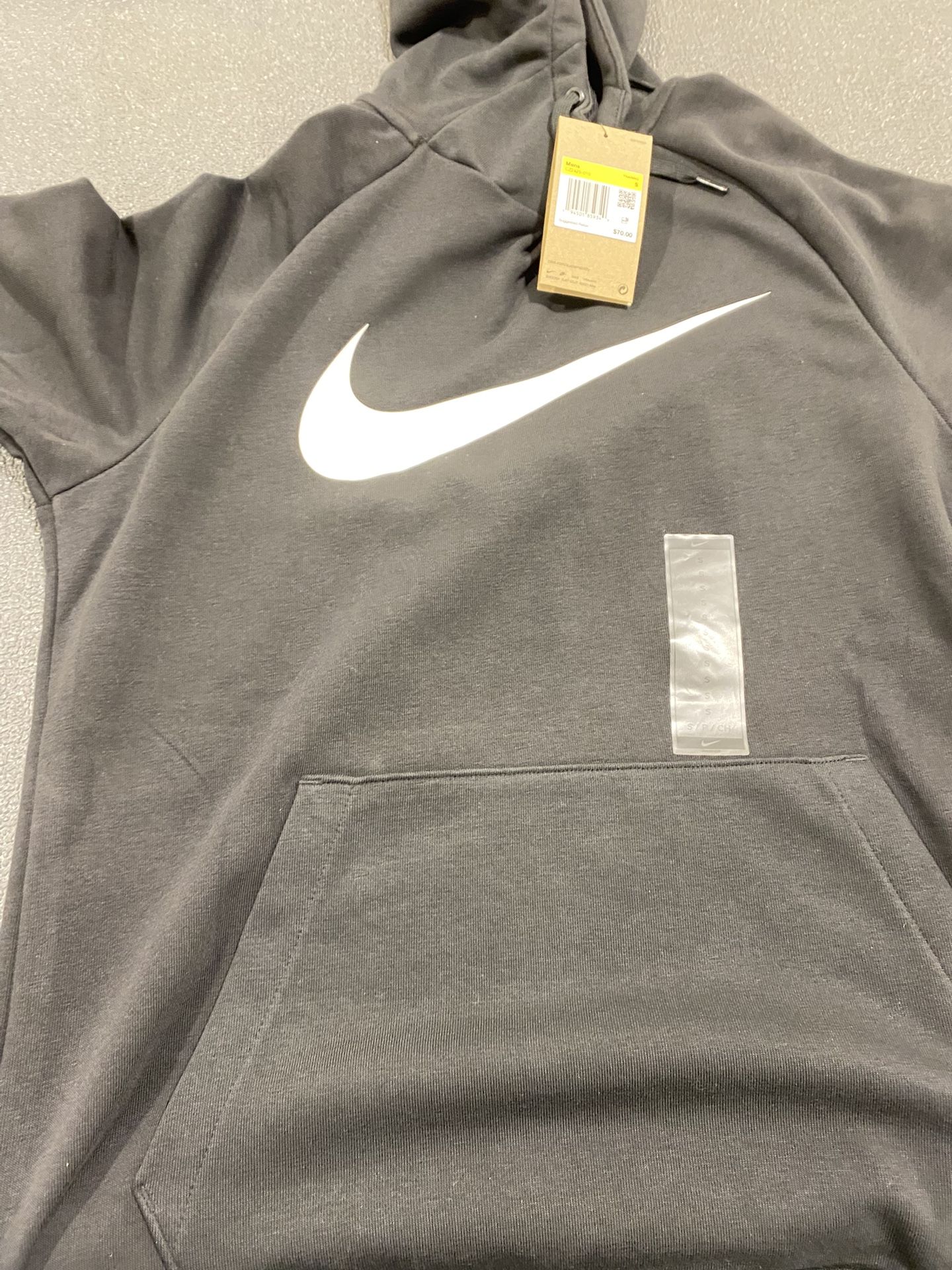 S Nike black hoodie