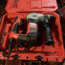 I Milwaukee Rottohammer