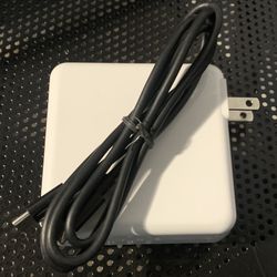 USB C 118 Watt Smart Charger 