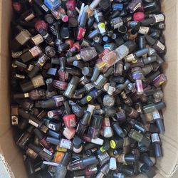 Nail Polishes 