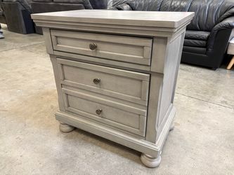 ASHLEY FURNITURE Grey Farmhouse Style 2 Drawer Nightstand with Bun Feet and Hidden Pull Out Tray