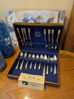 Rogers Antique 1(contact info removed) BELOVED Silver Flatware Service For 8