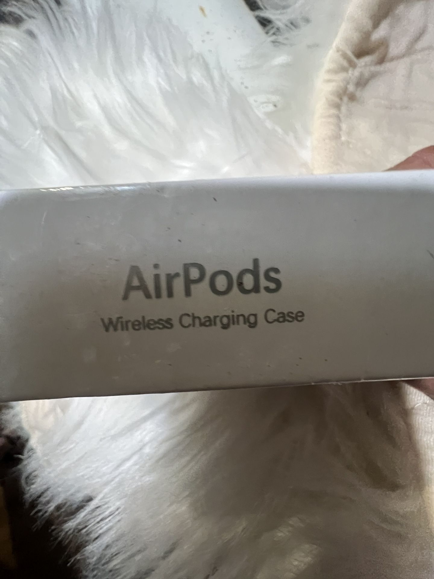 Apple AirPods 2nd Generation