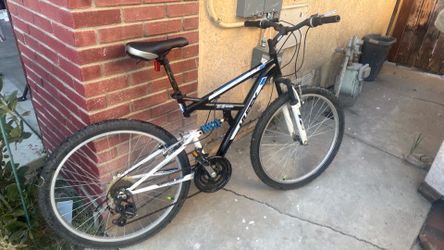 Huffy full suspencion