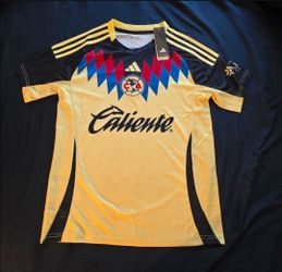 Club America Men's 2nd Home Jersey Size Small