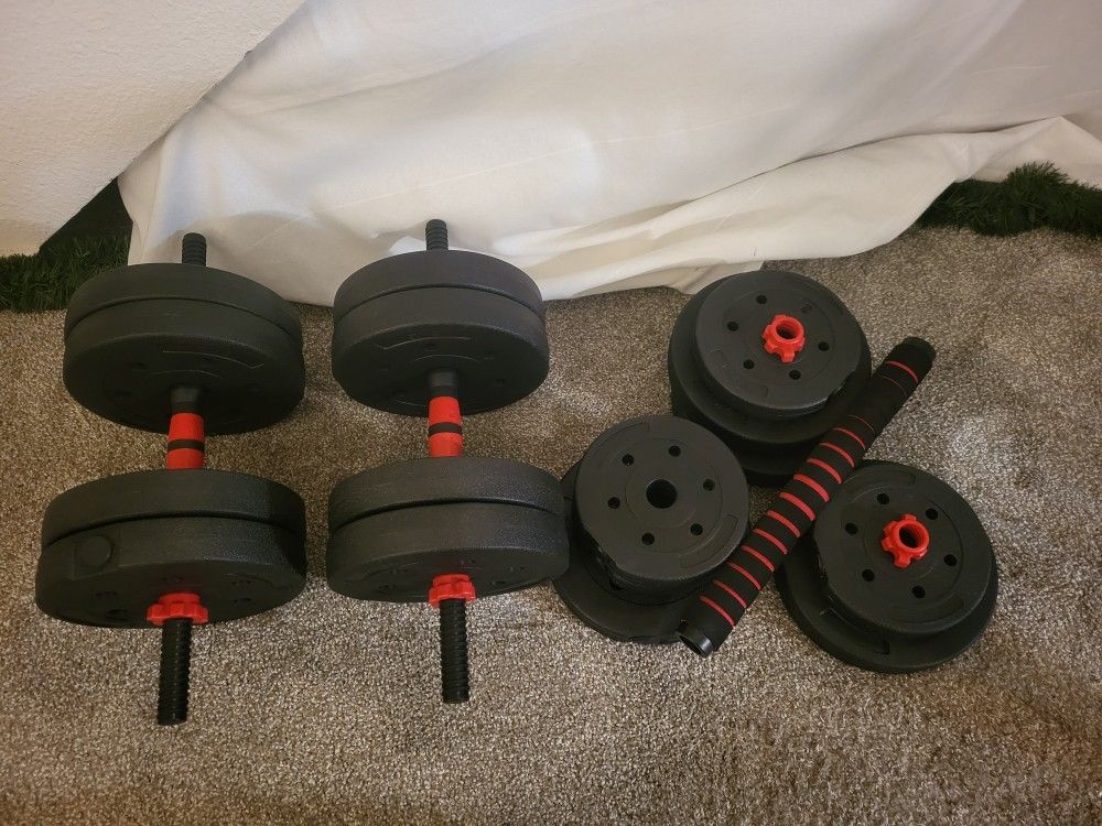 BCBIG Adjustable-Dumbbells-Sets
. Great condition!