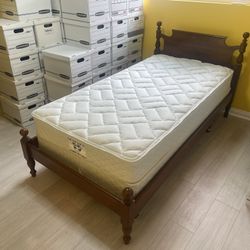 2 Twin Beds