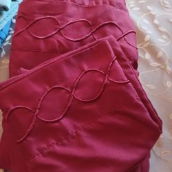 New Queen Burgundy 4pc. $10. 2pc. $8.