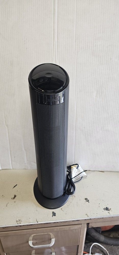 Lasko Tower Heater