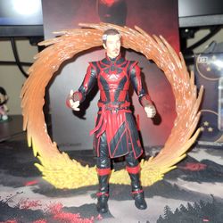 Marvel Legends Series Multiverse of Madness Defender Dr. Strange Action Figure Loose