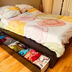 Platform queen bed-frame